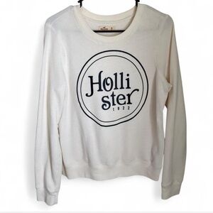 Hollister Women's White Crew Neck Sweater
